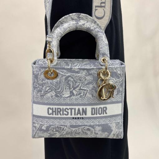 CHRISTIAN DIOR Lady D-Lite Bag Embroidered Canvas Medium - 画像 (4)